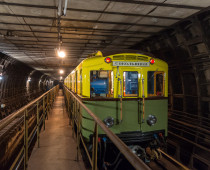 В московском метро пройдет ночная экскурсия на ретро-поезде 1935 года выпуска