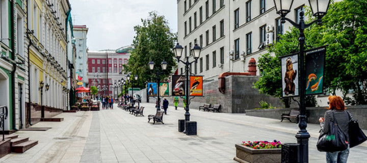 Столешников переулок Москвы вновь стал самой дорогой улицей в России