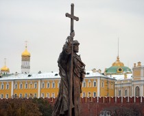 Президент и патриарх откроют памятник князю Владимиру