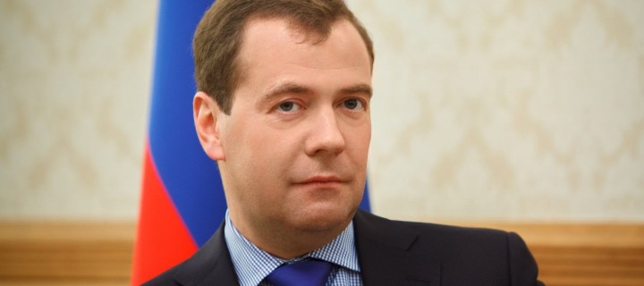 Медведев выделил регионам на благоустройство 20 млрд рублей