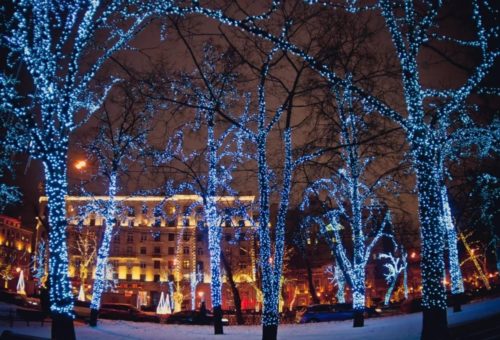 В Москве 1 апреля отключат осенне-зимнюю иллюминацию