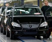 Mercedes начал набор персонала на новый завод в Подмосковье