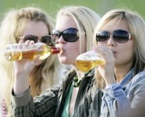Москва и Подмосковье возглавили рейтинг алкоголизации регионов