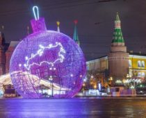 В Москве на Поклонной горе установят гигантский елочный шар