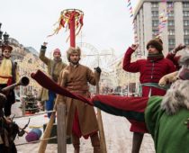 Праздничную программу на Масленицу готовят в 22 парках Москвы