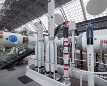 Путин посетит павильон “Космос” на ВДНХ в День космонавтики