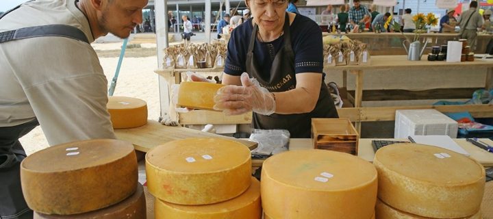 Сырный фестиваль пройдет в Подмосковье в августе