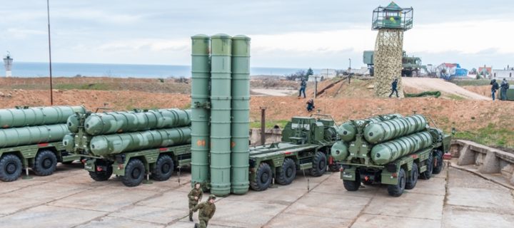 Россия усилит ПВО Крыма еще одним дивизионом ЗРС С-400