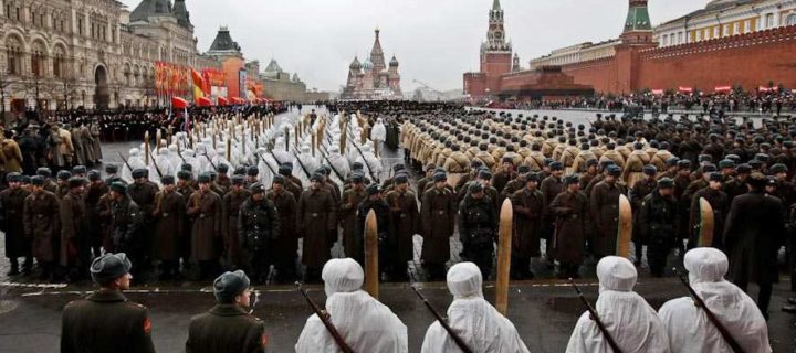 Историческая реконструкция легендарного парада 1941 года пройдет на Красной площади