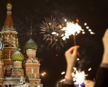 Более 12,5 млн человек приняли участие в новогодних торжествах в Москве