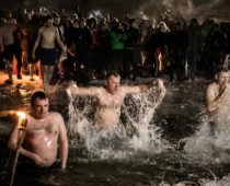 Более 2,4 миллиона россиян приняли участие в праздновании Крещения