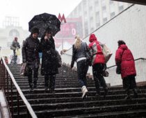 Ветер и понижение температуры ожидаются в Москве в четверг