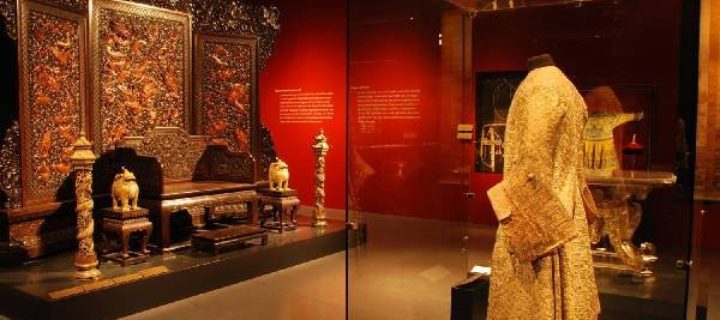 В Музеях Кремля открылась выставка сокровищ из китайского дворца Гугун