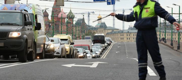 Движение в центре Москвы ограничат из-за празднования Дня города