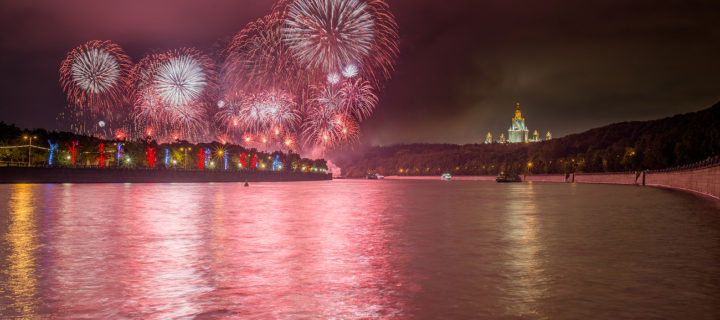 Салют в Москве в честь 75-летия Победы будет длиться 15 минут