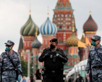 В Москве с 13 июля снимут большинство ограничений