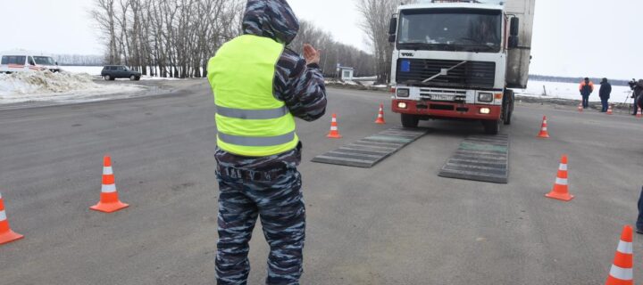 Движение грузовиков ограничат в Костромской области с 5 апреля