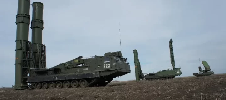 Войсковая ПВО на Курилах провела учения с зенитными системами С-300В4