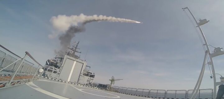 Фрегаты Северного флота оснастили зенитно-ракетными комплексами «Полимент-Редут»