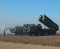 Расчёты ЗРC С-400 «Триумф» в Крыму провели учение по охране воздушного пространства