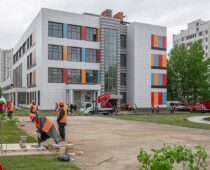 В Москве в 2022 году построят более сотни соцобъектов