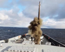 Корветы Тихоокеанского флота выполнили стрельбы из ЗРК “Полимент-Редут” в Охотском море