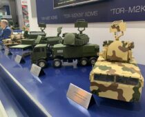 На выставке вооружений в Саудовской Аравии показали русский “Тор”, “Тайфун” и “Адъютант”