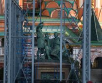 На Красной площади завершена реставрация памятника Минину и Пожарскому