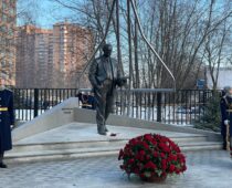 В Москве открыли первый памятник авиаконструктору Туполеву