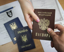 Жителей новых регионов освободили от госпошлин за выдачу паспортов