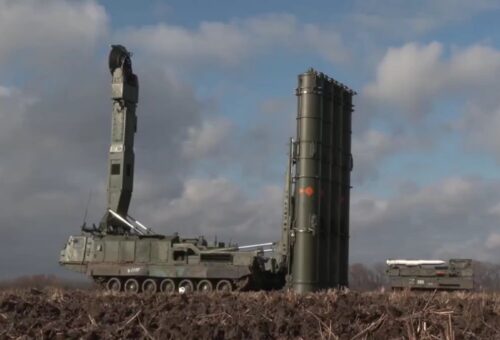 Зенитные ракетные комплексы С-300В и «Бук-М3» обеспечивают ПВО российских войск в зоне СВО на Донбассе