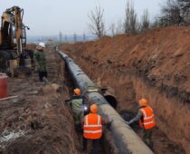 Свыше 2,6 тыс. специалистов прокладывают водовод из Ростовской области в Донбасс