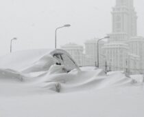 Москву в выходные накроют снежная метель и низкое давление