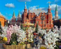 Площадки благотворительного фестиваля “Пасхальный дар” в Москве посетили 450 тыс. человек