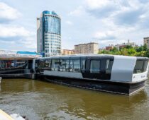 За первые две недели работы столичные электросуда перевезли свыше 22 тыс. пассажиров по Москве-реке