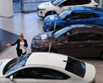 В России продажи новых легковых авто в июле выросли в 2,7 раза
