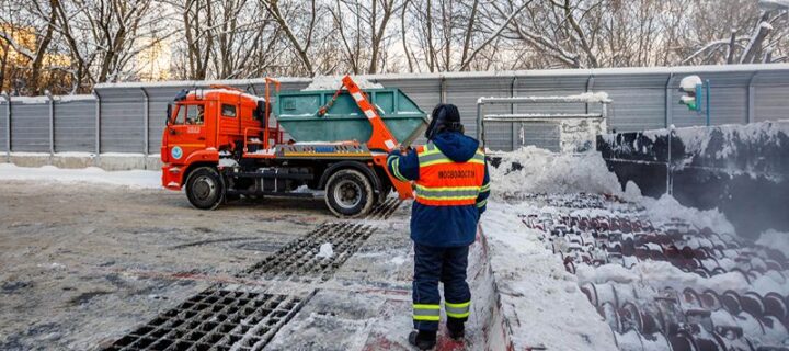 В Москве запустили в работу снегосплавные пункты