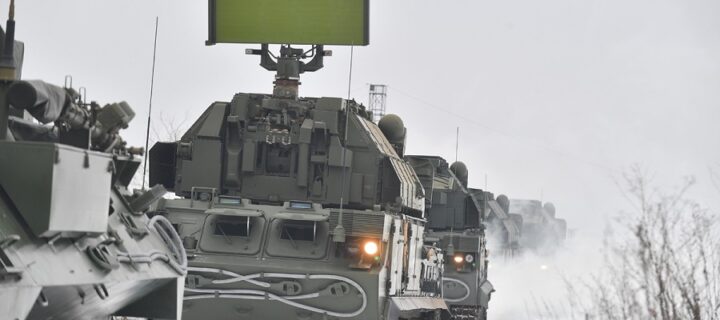 Зенитчики Центрального военного округа получили на вооружение новейшие ЗРК “Тор-М2”