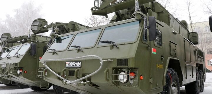 Белоруссия задействовала ЗРС С-400 и ЗРК “Тор-М2К” в охране государственной границы