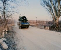 Безопасность войск РФ на Южнодонецком направлении обеспечивают расчеты ЗРК “Оса-АКМ” группировки “Восток”