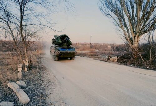 Безопасность войск РФ на Южнодонецком направлении обеспечивают расчеты ЗРК “Оса-АКМ” группировки “Восток”