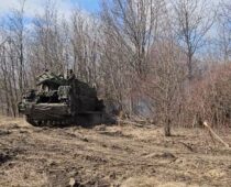 Расчеты ЗРК “Тор-М1” на Авдеевском направлении СВО прикрывают действия штурмовиков