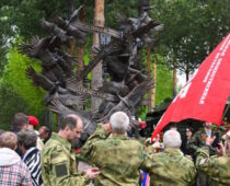 В Калужской области открыли памятник павшим воинам СВО